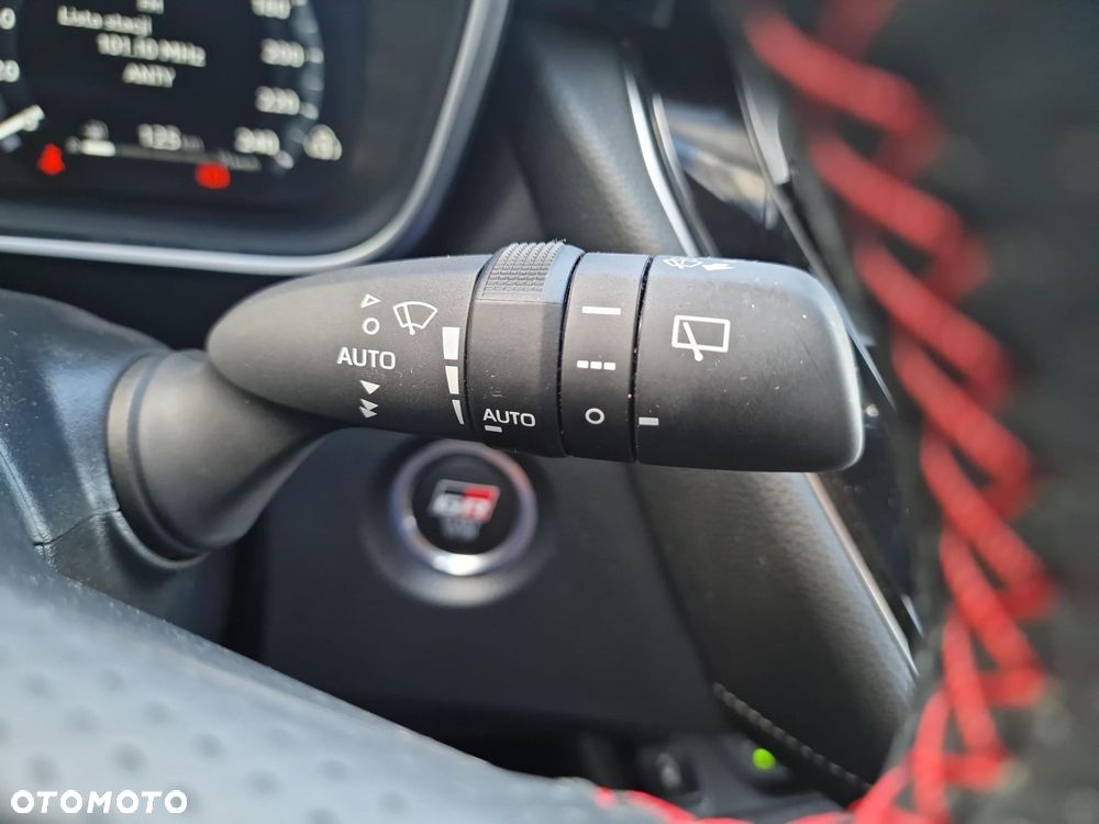 Toyota Corolla 1.8 Hybrid GR Sport - 24