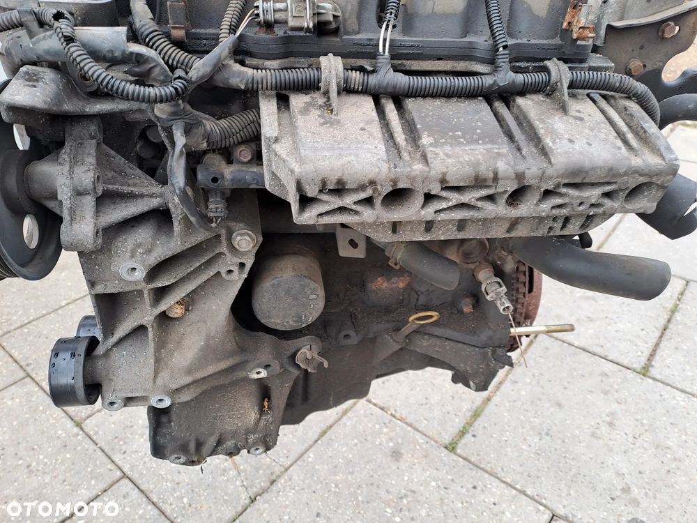 Renault Clio 1.4 silnik kompletny kod K4J712  K4J715 - 5