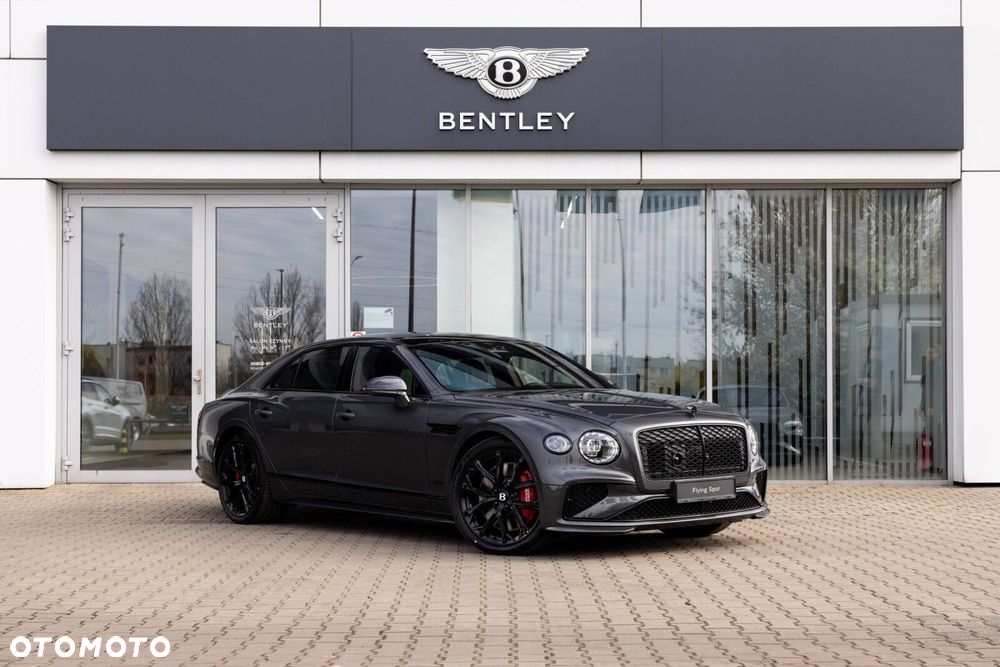 Bentley Flying Spur - 1