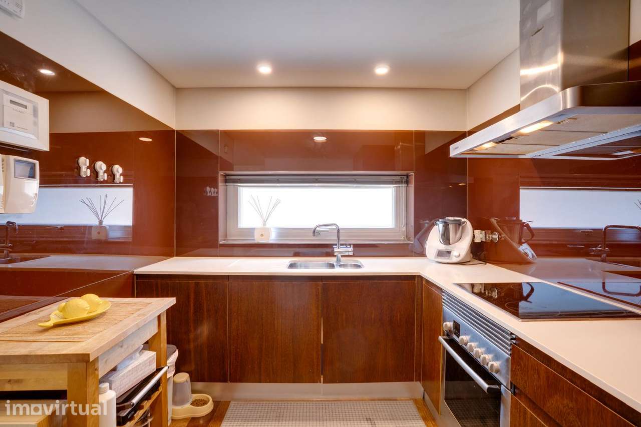T1 duplex com garagem e ar condicionado em Aveiro - Grande imagem: 5/16