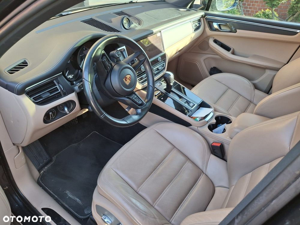 Porsche Macan T - 5