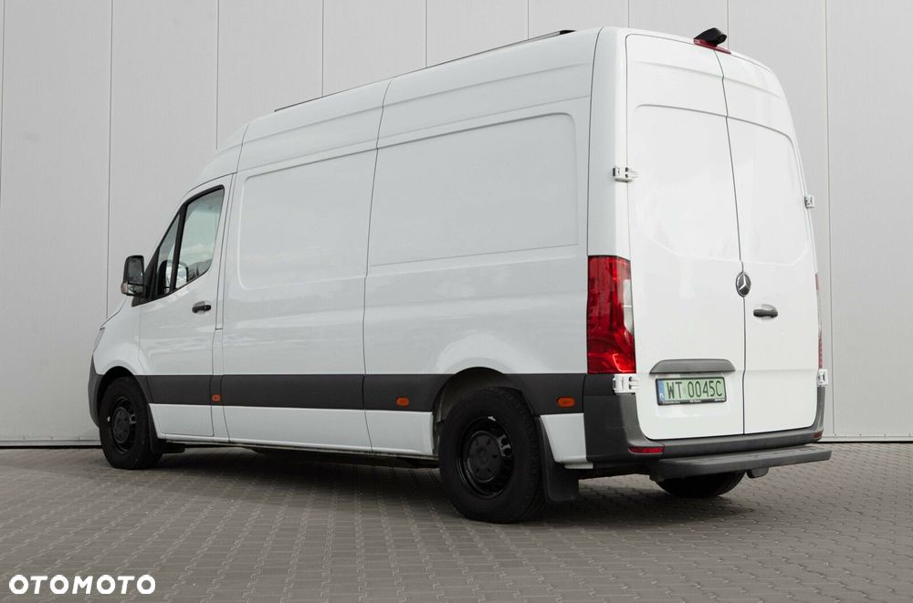 Mercedes-Benz eSprinter - 4