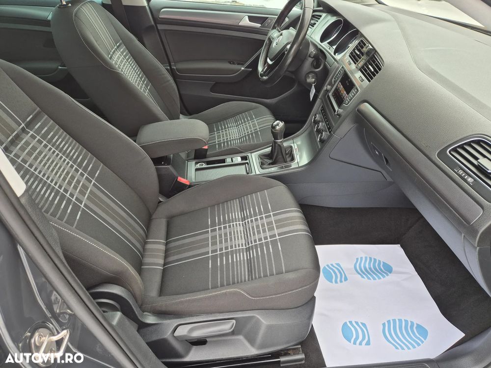 Volkswagen Golf 1.6 TDI 4Motion BlueMotion Technology Lounge - 19