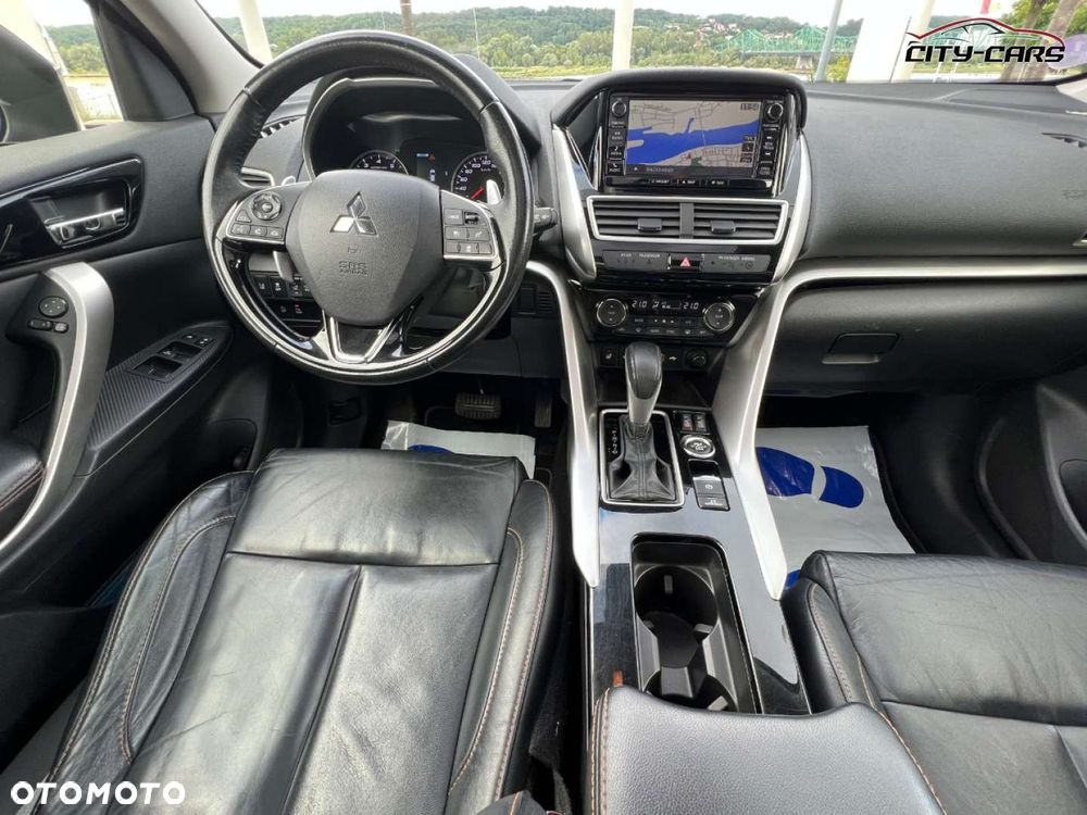 Mitsubishi Eclipse Cross - 16