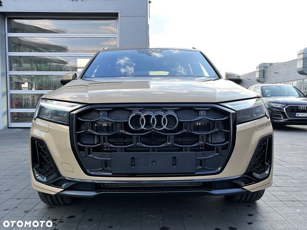 Audi Q7 - 9