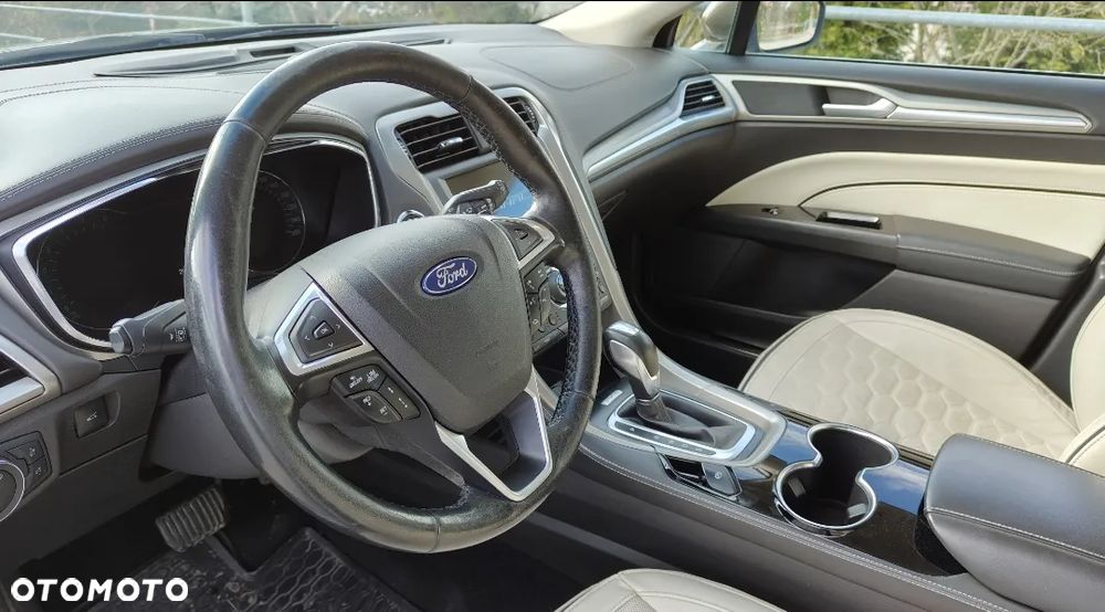 Ford Mondeo Vignale 2.0 TDCi 4WD PowerShift - 9