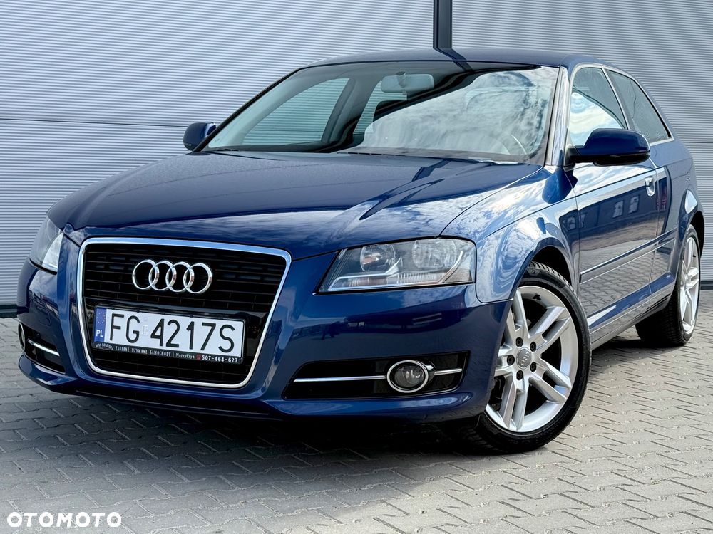 Audi A3 3-drzwiowe 1.4 TFSI S line Sportpaket - 2