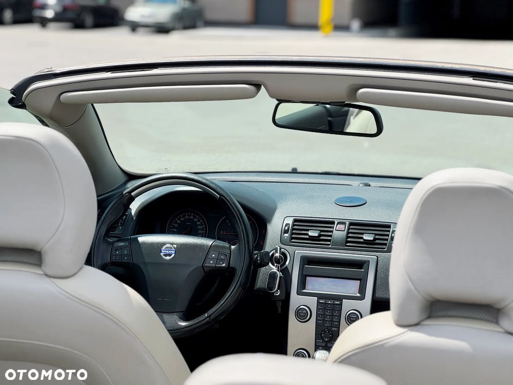Volvo C70 2.0D Summum - 25