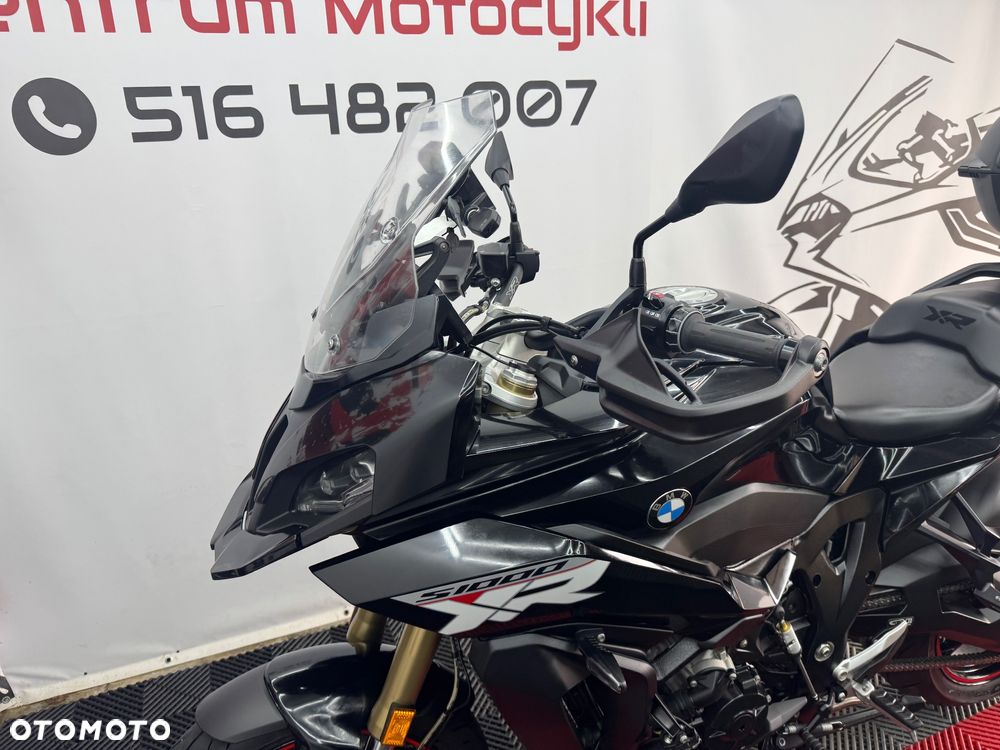 BMW XR - 10