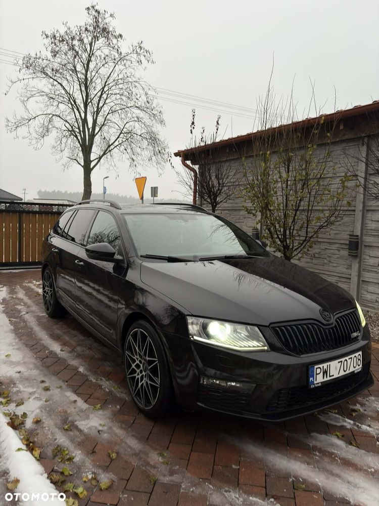 Skoda Octavia 2.0 TDI RS DSG - 2