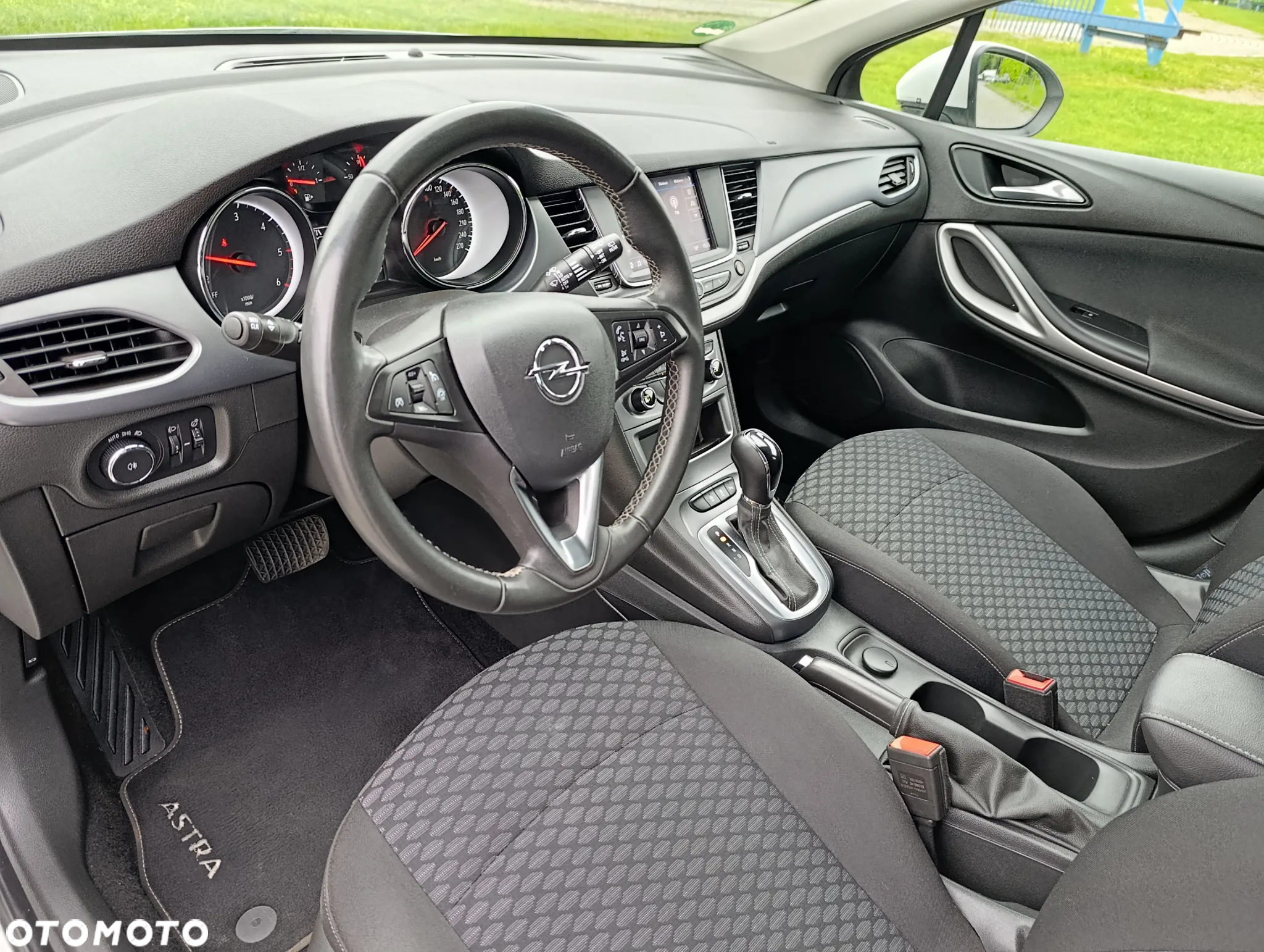 Opel Astra 1.5 D Automatik Edition - 13