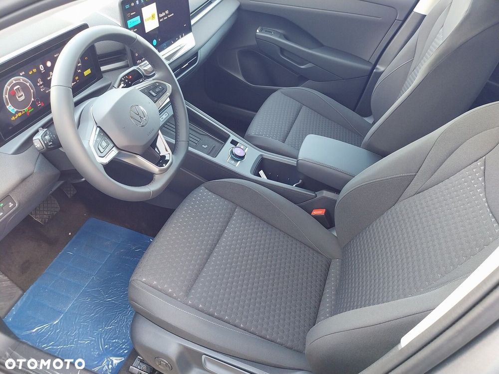 Volkswagen T-Roc - 7