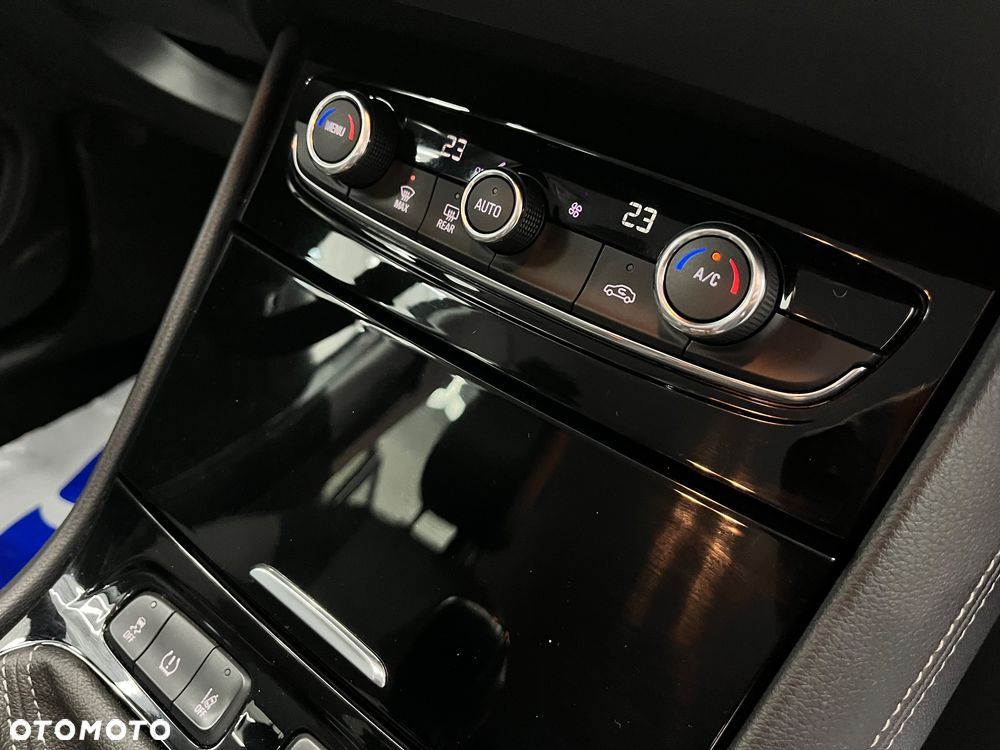Opel Grandland X - 22