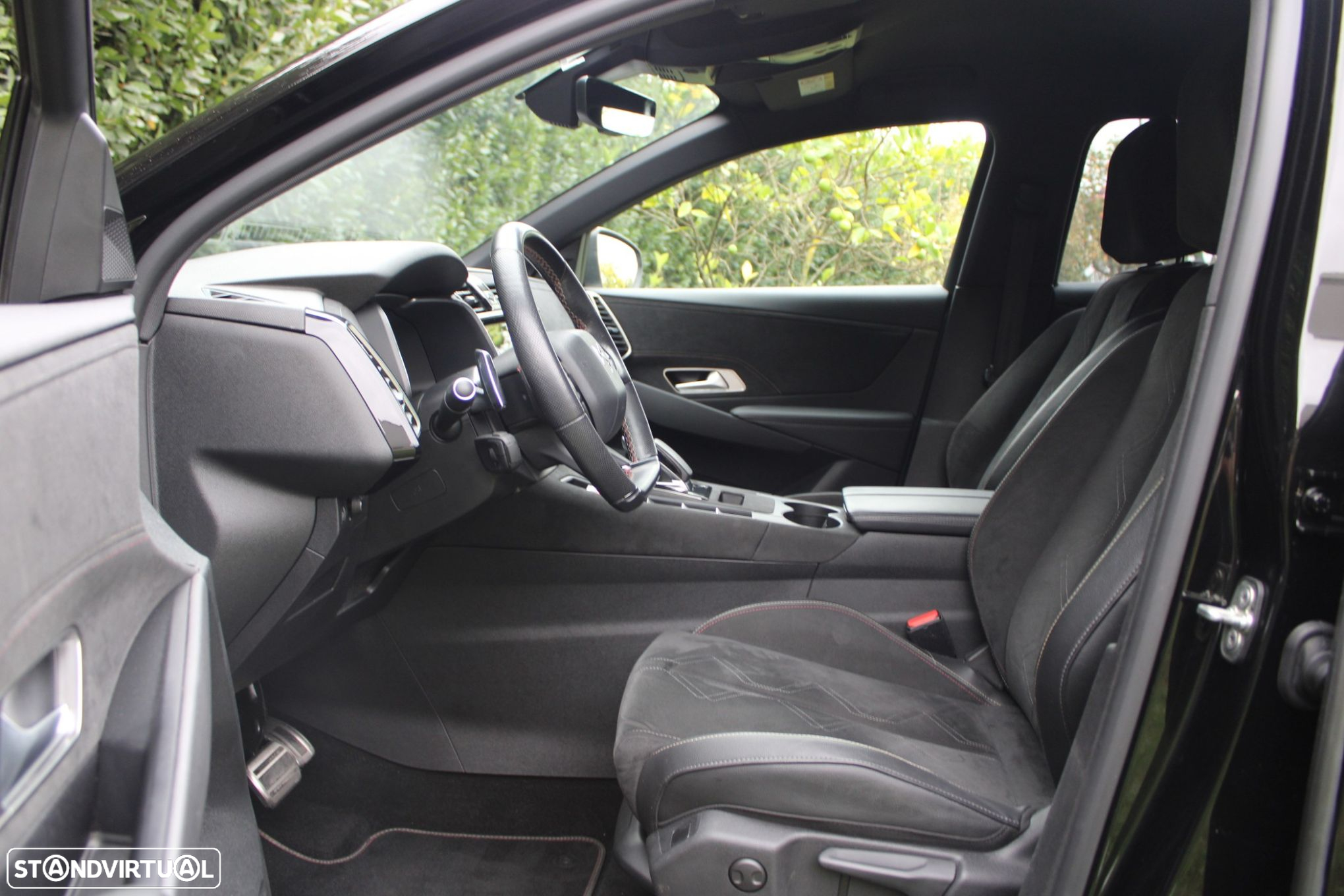 DS DS7 Crossback E-Tense Performance Line EAT8 - 28