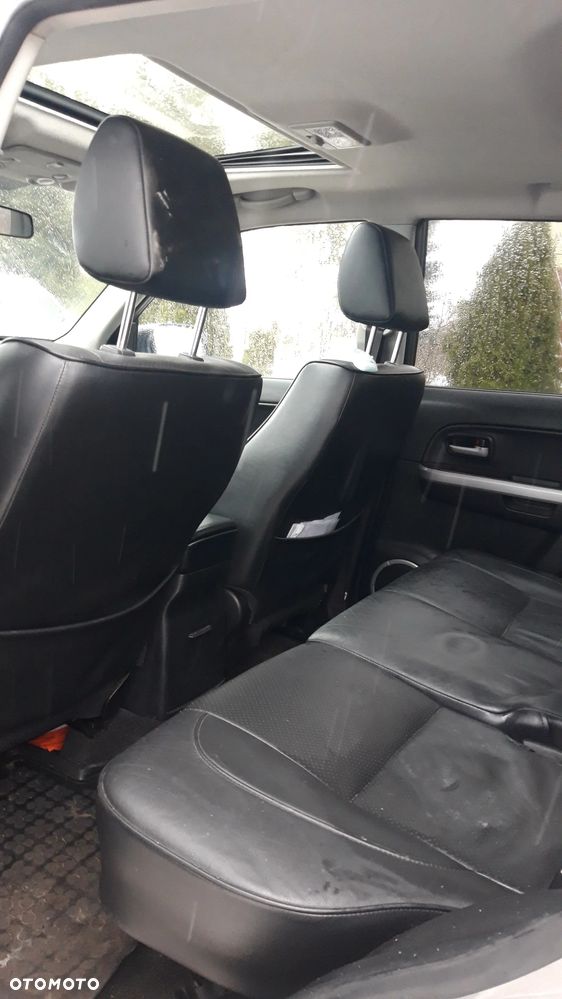 Suzuki Grand Vitara 1.9 DDiS De luxe - 7