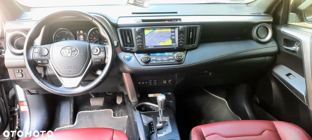 Toyota RAV4 - 10