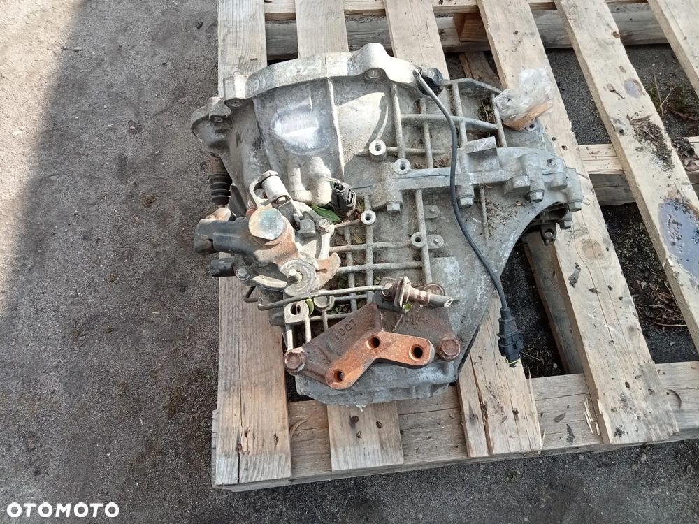 SKRZYNIA HYUNDAI I20 1.6 CRDI WBM6A 702303 - 3