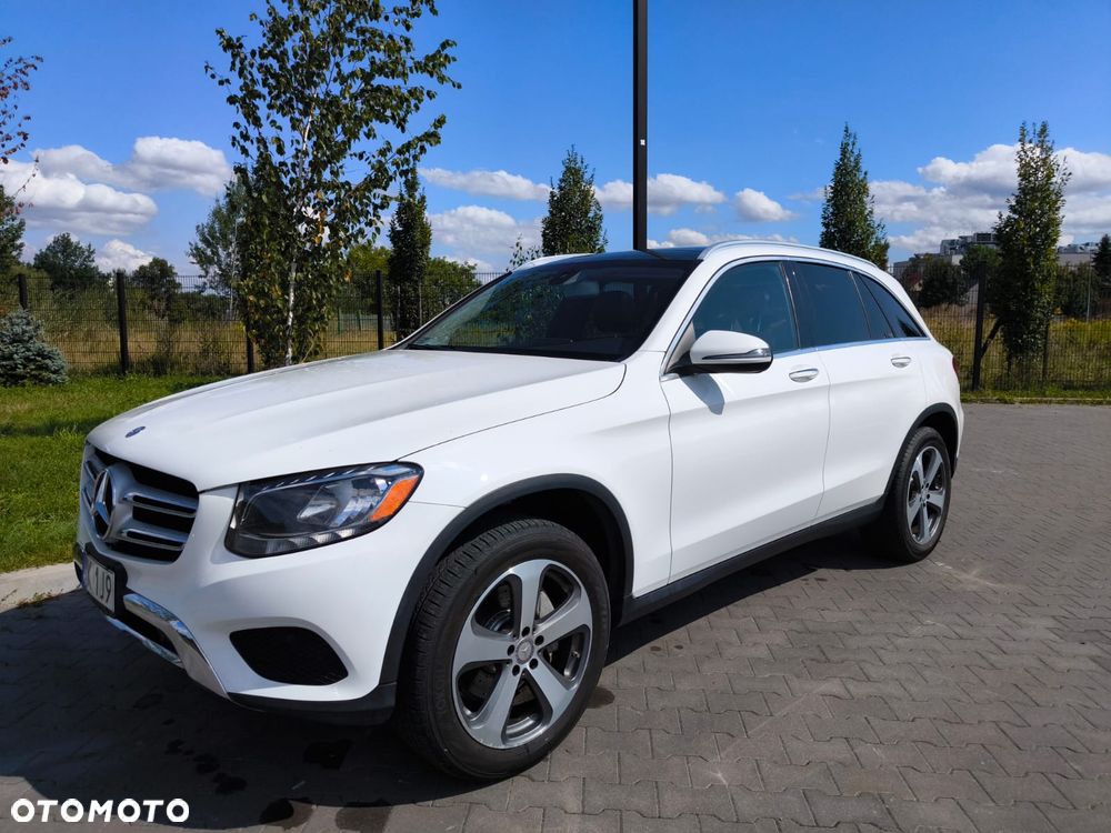 Mercedes-Benz GLC 300 4-Matic - 40