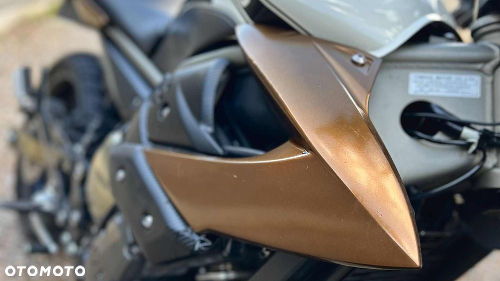 Yamaha XJ - 9