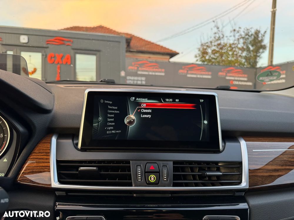 BMW Seria 2 220d Active Tourer Aut. Luxury Line - 25