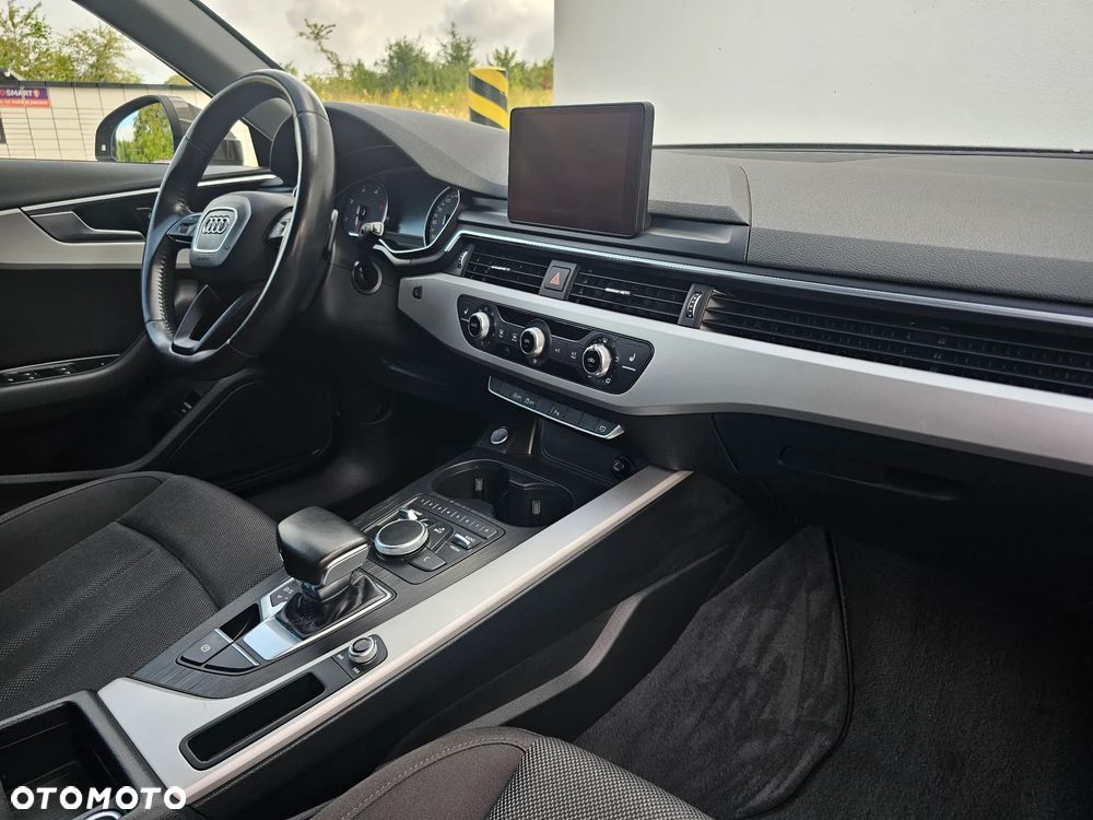 Audi A4 Avant 2.0 TDI S tronic - 15