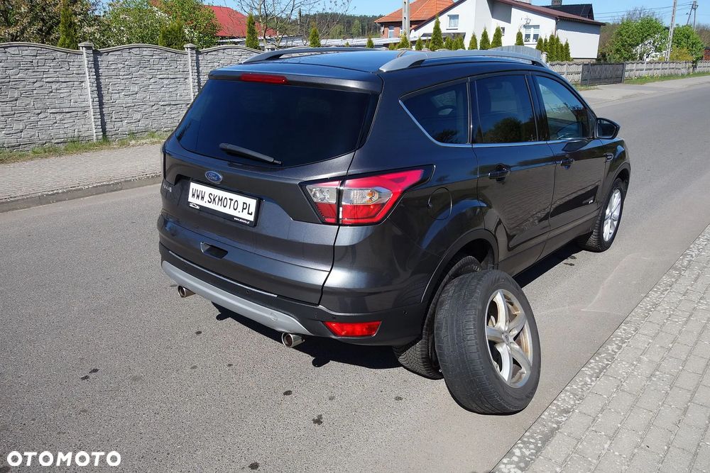 Ford Kuga 2.0 TDCi 4x4 Titanium - 17