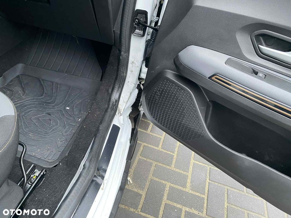 Dacia Jogger TCe 110 Extreme+ - 28
