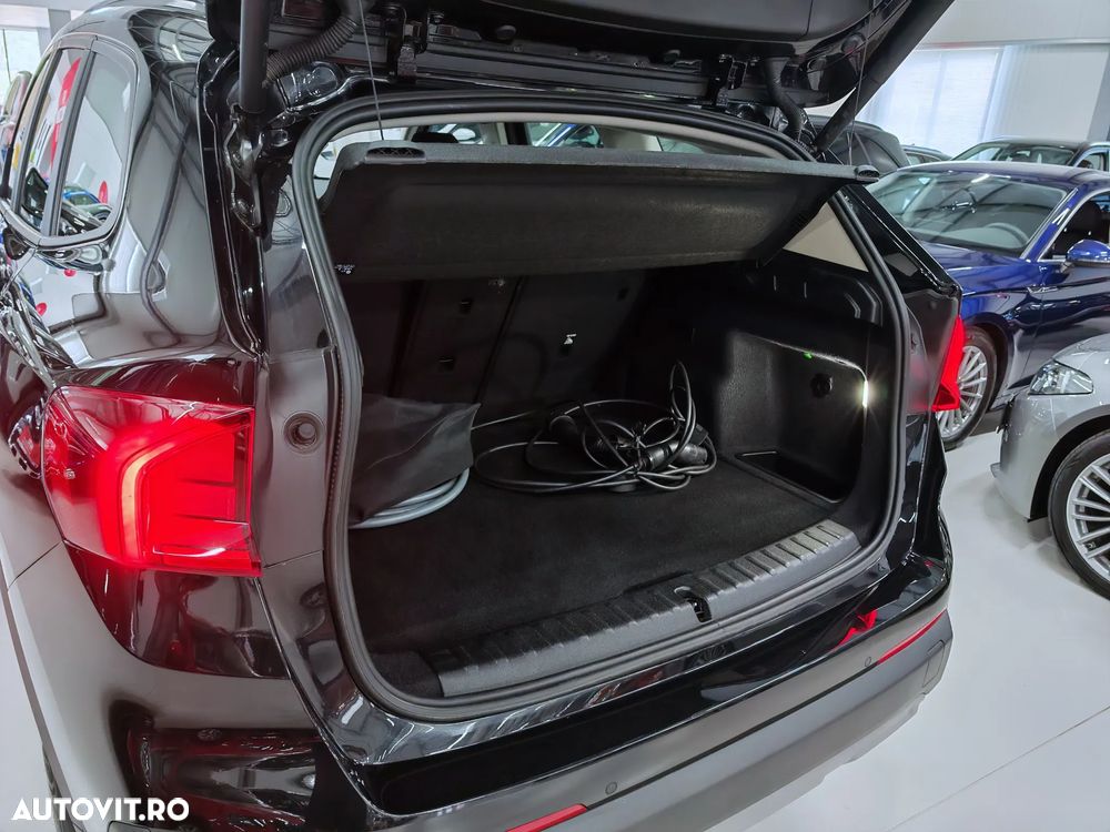 BMW X1 xDrive25e AT PHEV - 32