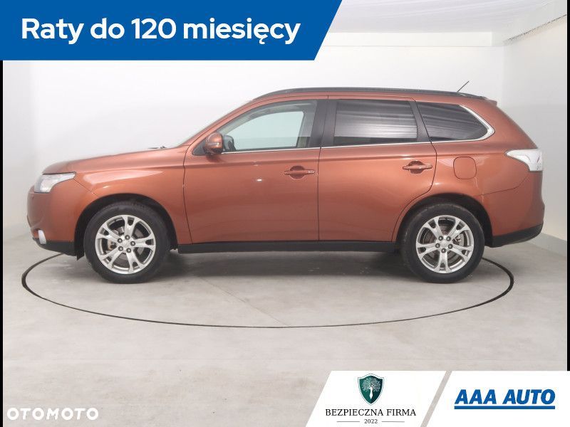 Mitsubishi Outlander - 3
