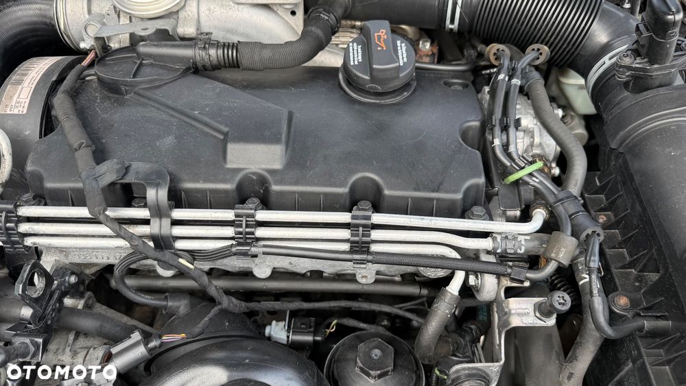 Volkswagen Passat 1.9 TDI Comfortline - 10