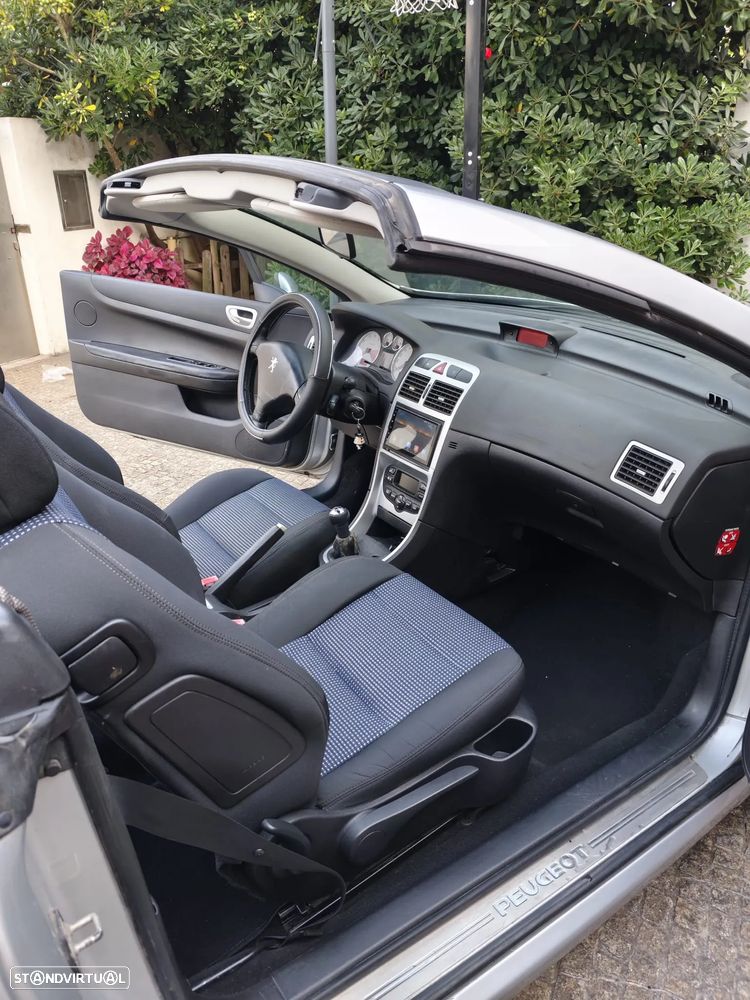 Peugeot 307 CC - 11