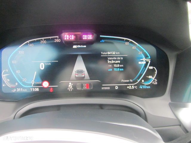 BMW Seria 3 330e Aut. M Sport - 5