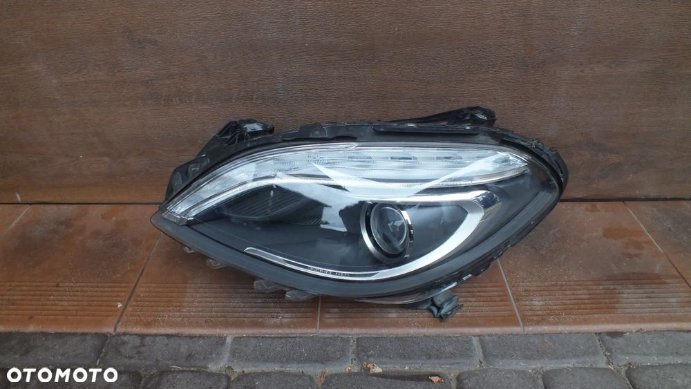 Bi Xenon lewy Mercedes B klasa W246 8200139 - 1