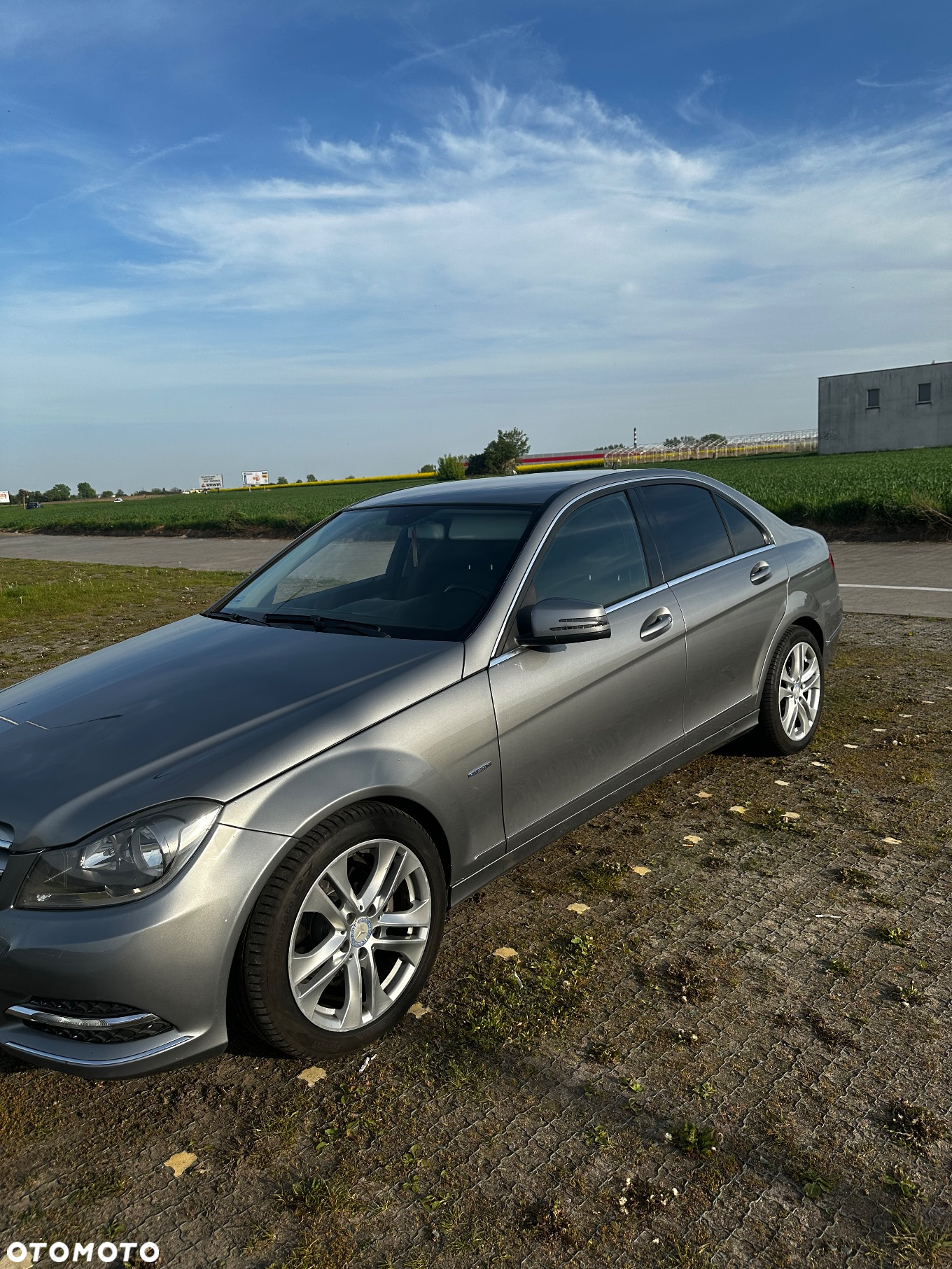 Mercedes-Benz Klasa C 200 CDI BlueEff Avantgarde - 13