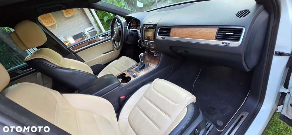 Volkswagen Touareg 4.2 V8 TDI DPF Automatik Exclusive - 4