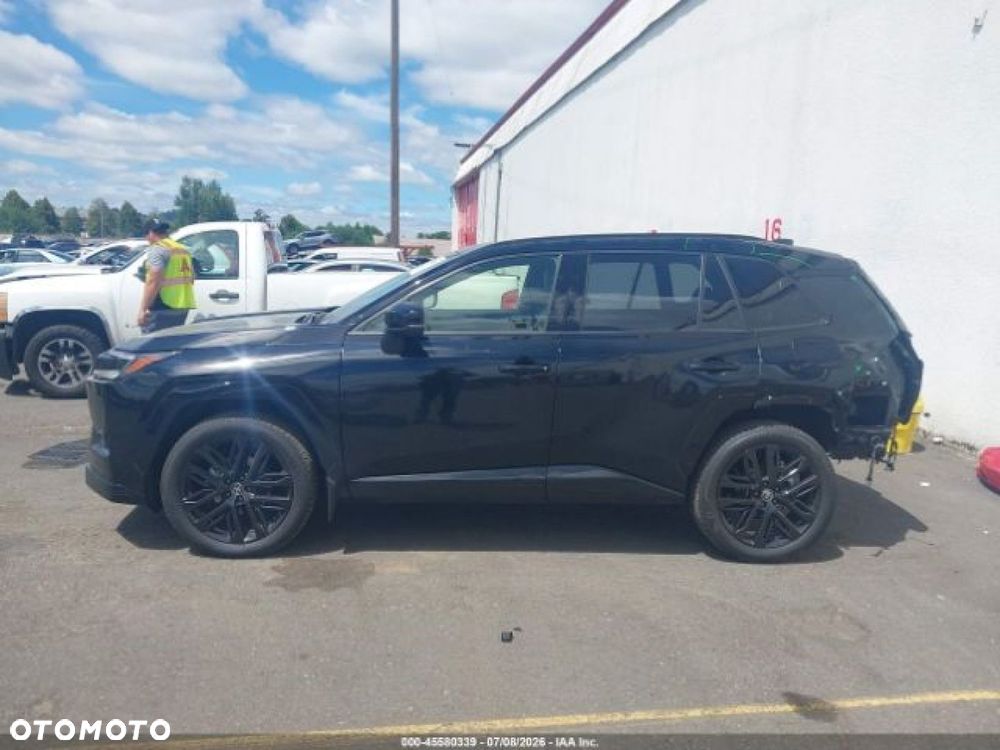 Toyota RAV4 - 8