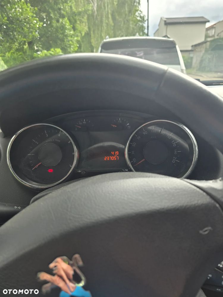 Peugeot 3008 1.6 Active - 6