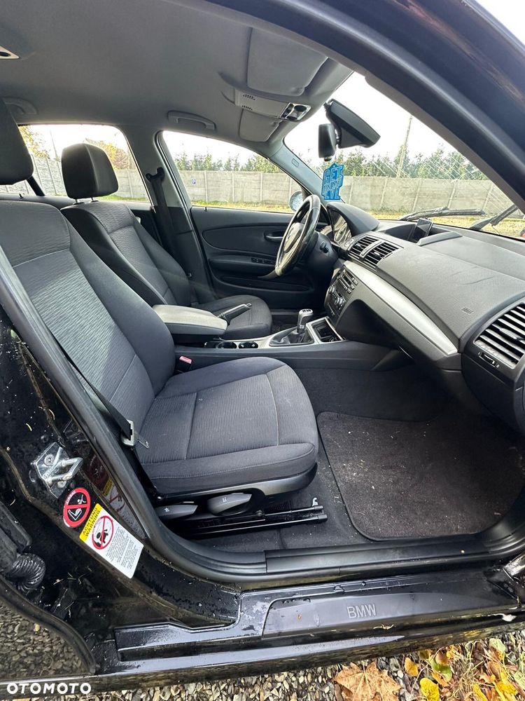 BMW Seria 1 118i Edition Sport - 6