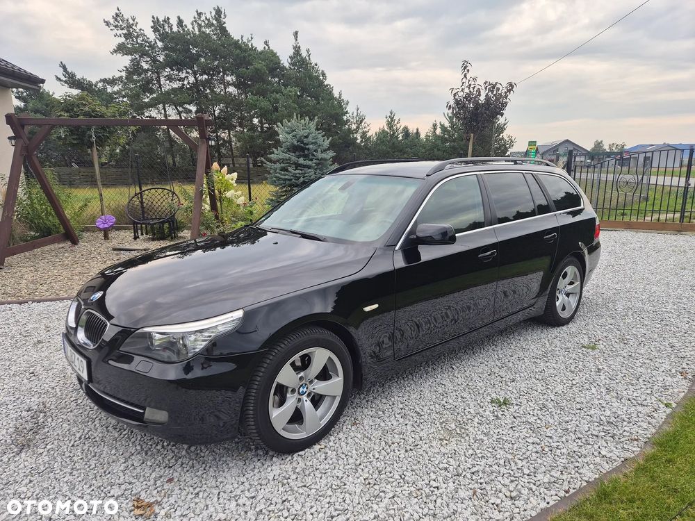 BMW Seria 5 530d xDrive Touring Edition Sport - 16