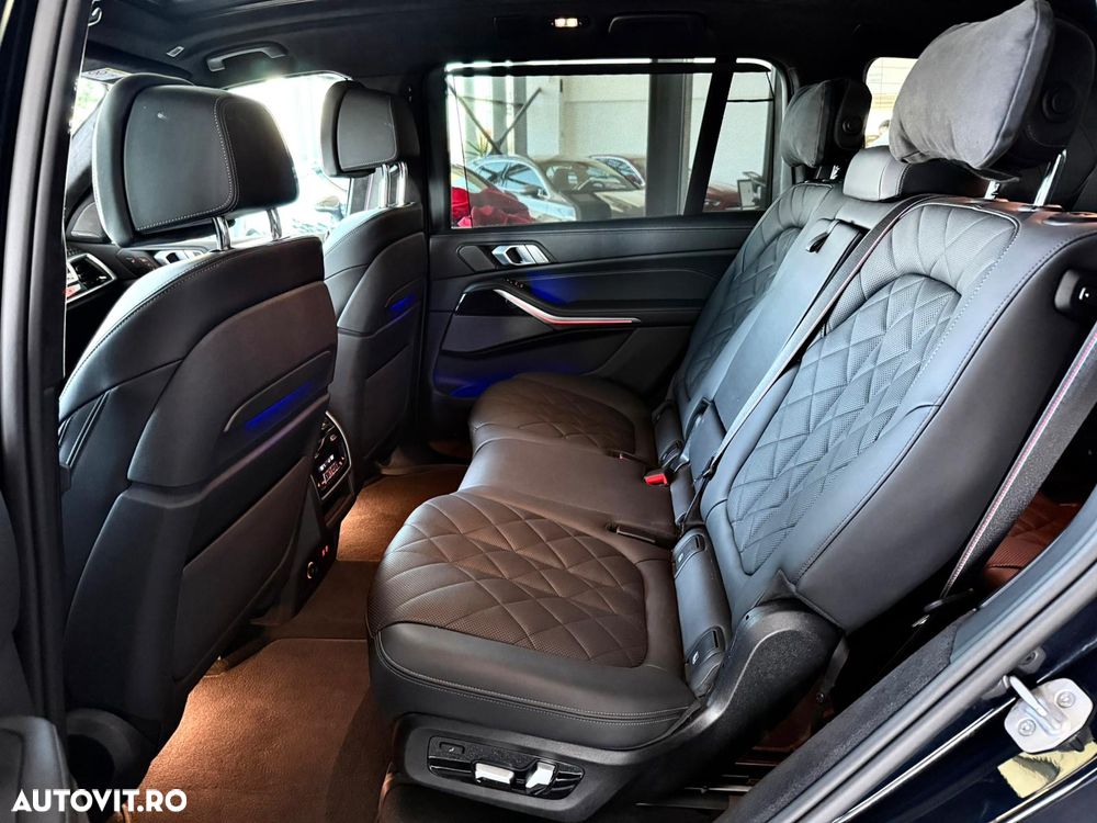 BMW X7 xDrive40d - 11