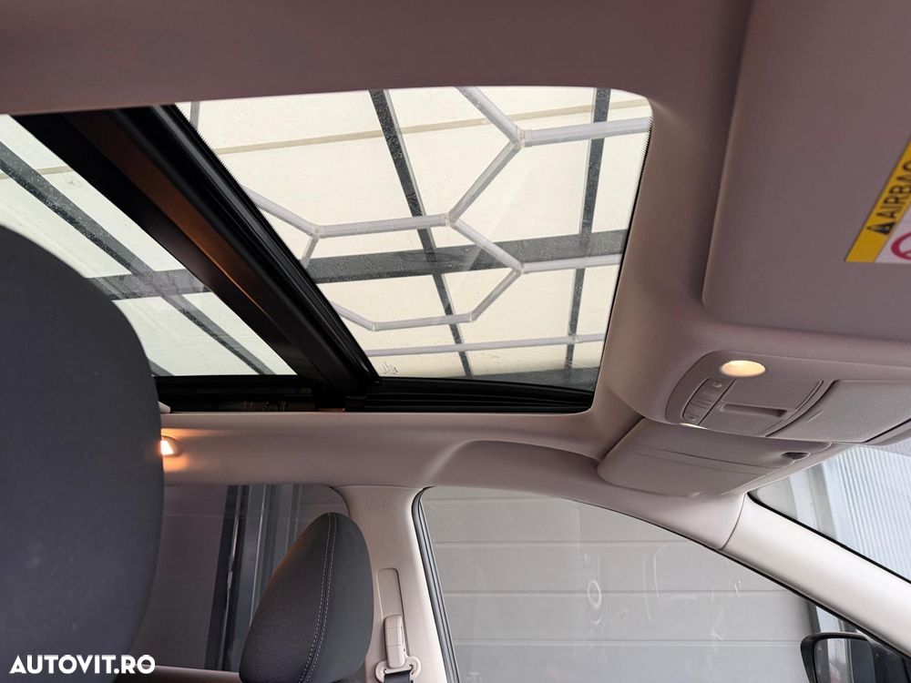 Nissan X-Trail 2.0 dCi ALL-MODE 4x4i Xtronic N-Connecta - 12