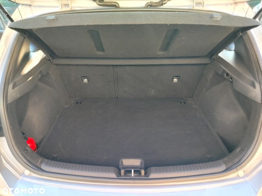 Hyundai i30 1.5 DPI Smart - 22