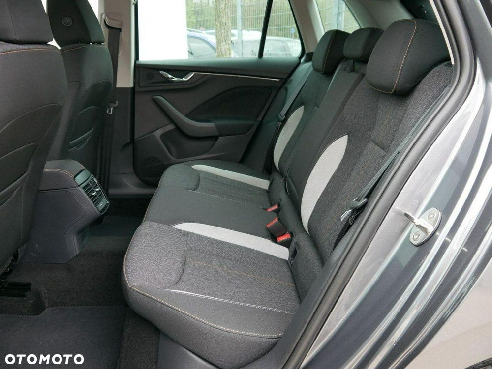 Skoda Kamiq 1.5 TSI Selection DSG - 11