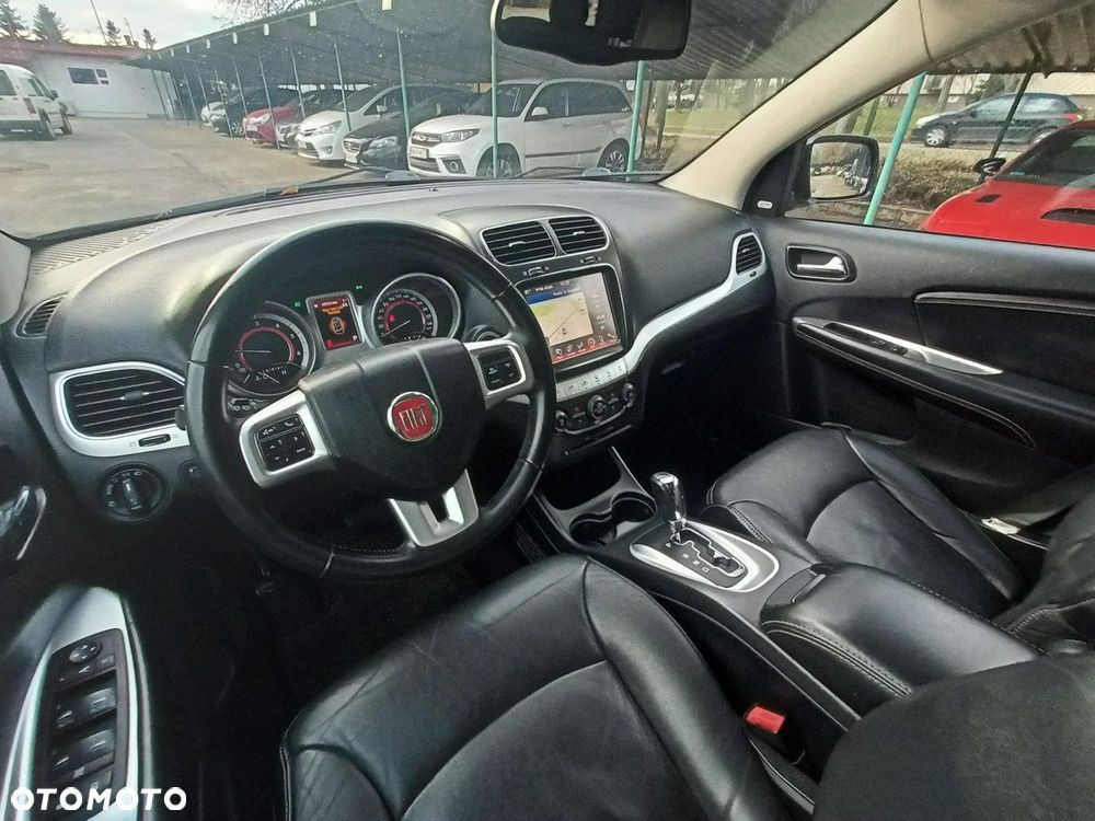 Fiat Freemont 2.0 Multijet 16V DPF Automatik Allrad Black Code - 3