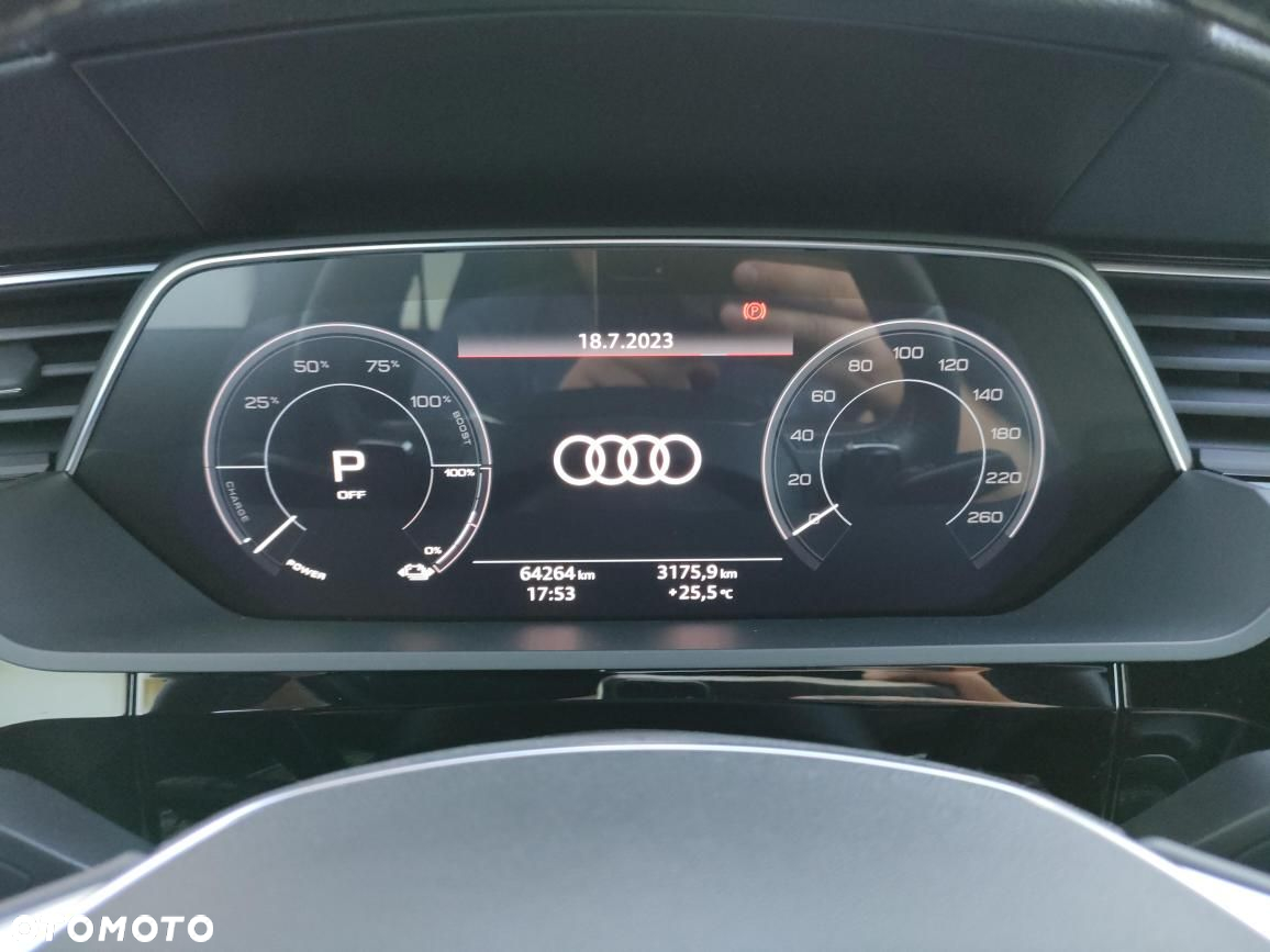 Audi e-tron 55 Quattro S Line - 29