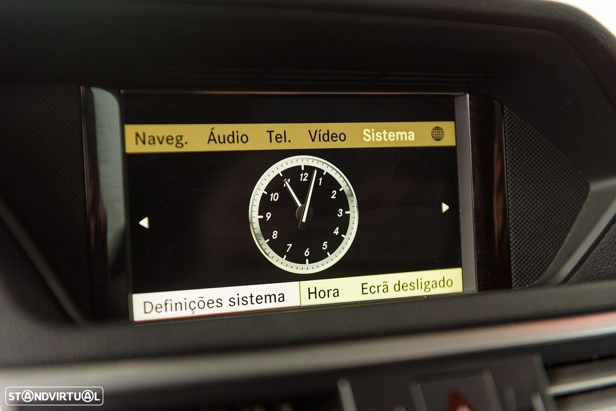 Mercedes-Benz E 220 CDi Avantgarde BlueEfficiency - 41