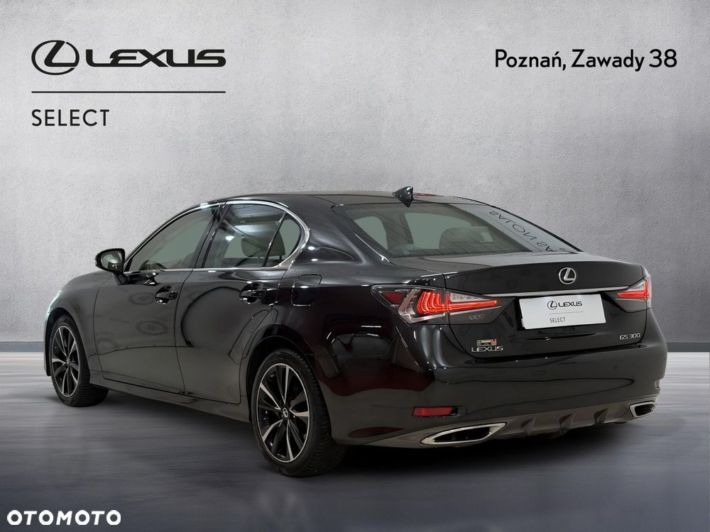 Lexus GS - 9
