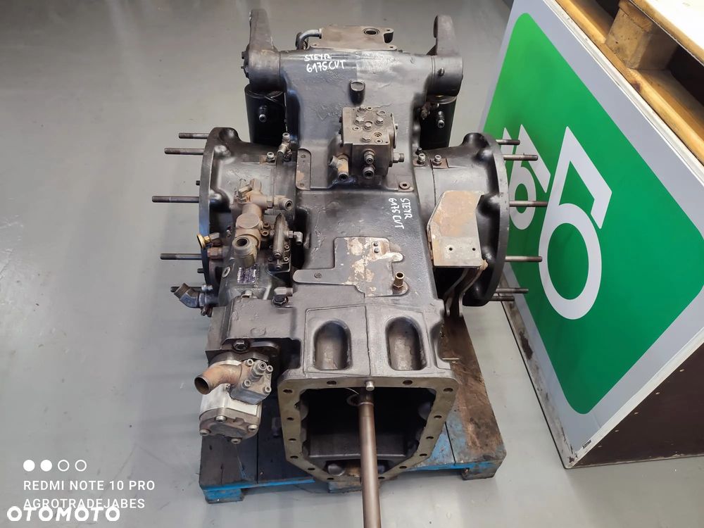 Dyferencjał  84371440 Steyr 6175 CVT - 4