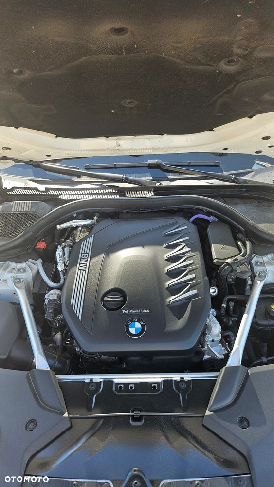 BMW Seria 5 540d xDrive mHEV M Sport sport - 3