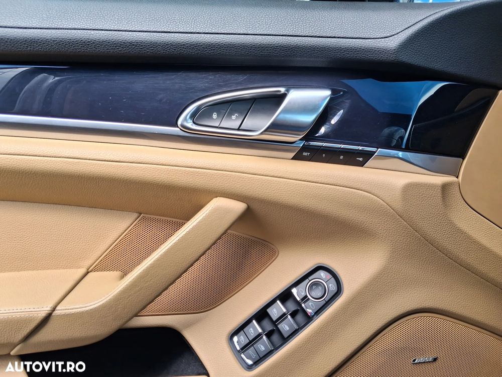 Porsche Panamera - 10